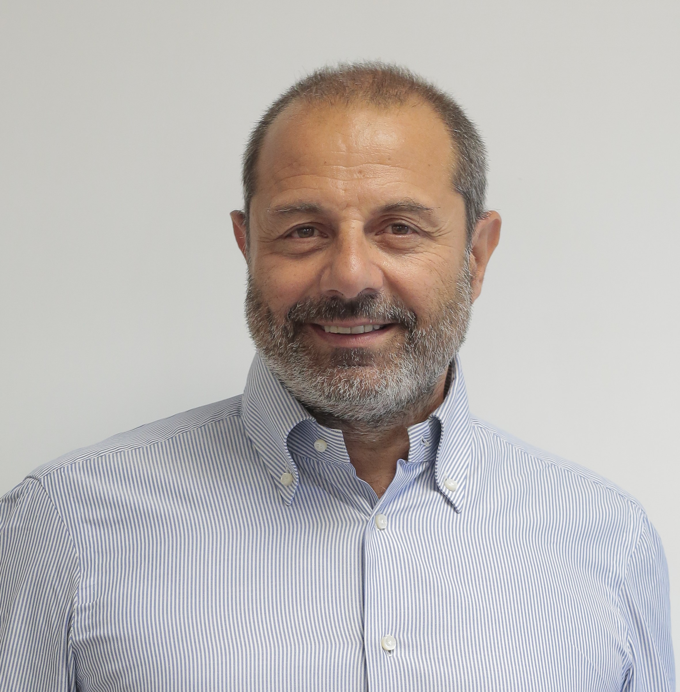 
            Vincenzo Aloisio

       - 
            ​​​​​​Senior Advisor​

      